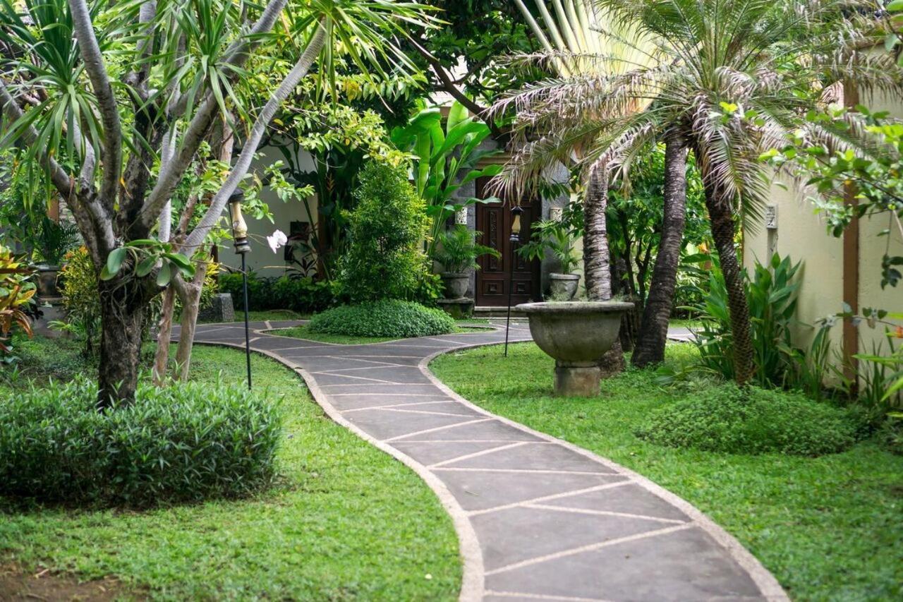 Desamuda Village * Seminyak (Bali)